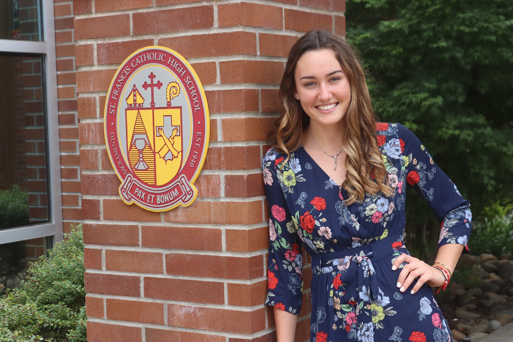Pax et Bonum Winner Brynne Burrows Chosen as Valedictorian