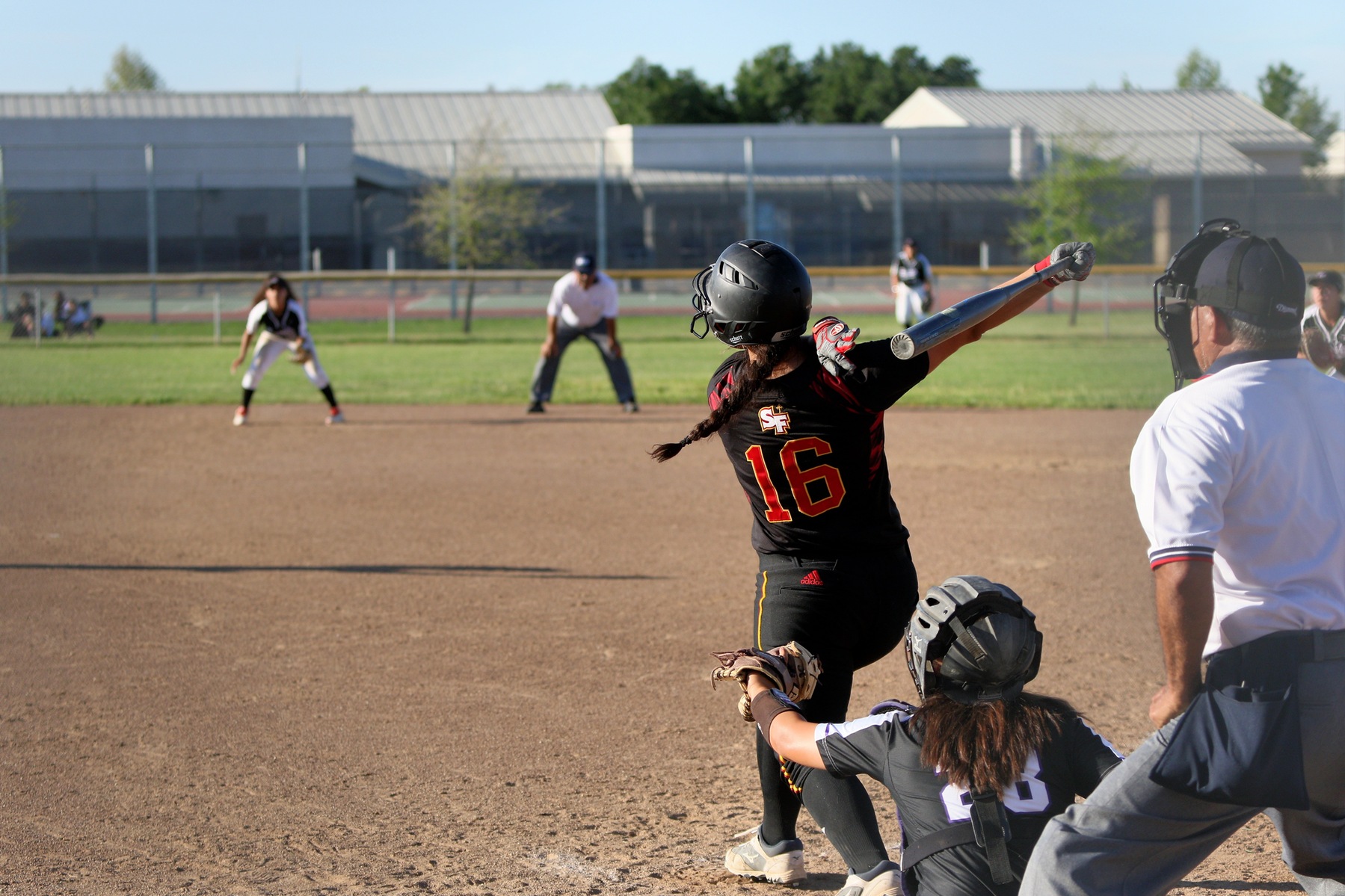 Softball Wins Two at NorCal Classic