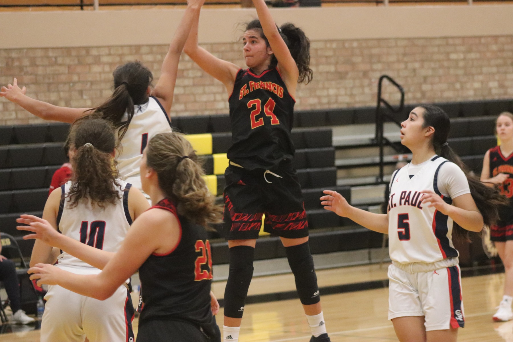 Basketball Comeback Just Short at Nike TOC, Playing for Third Saturday
