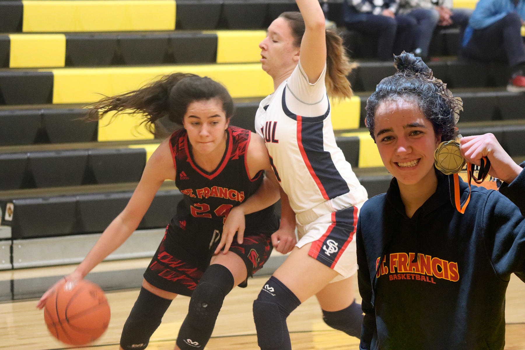 Basketball Defeats McKinleyville at Lady Pirate New Year&rsquo;s Shootout