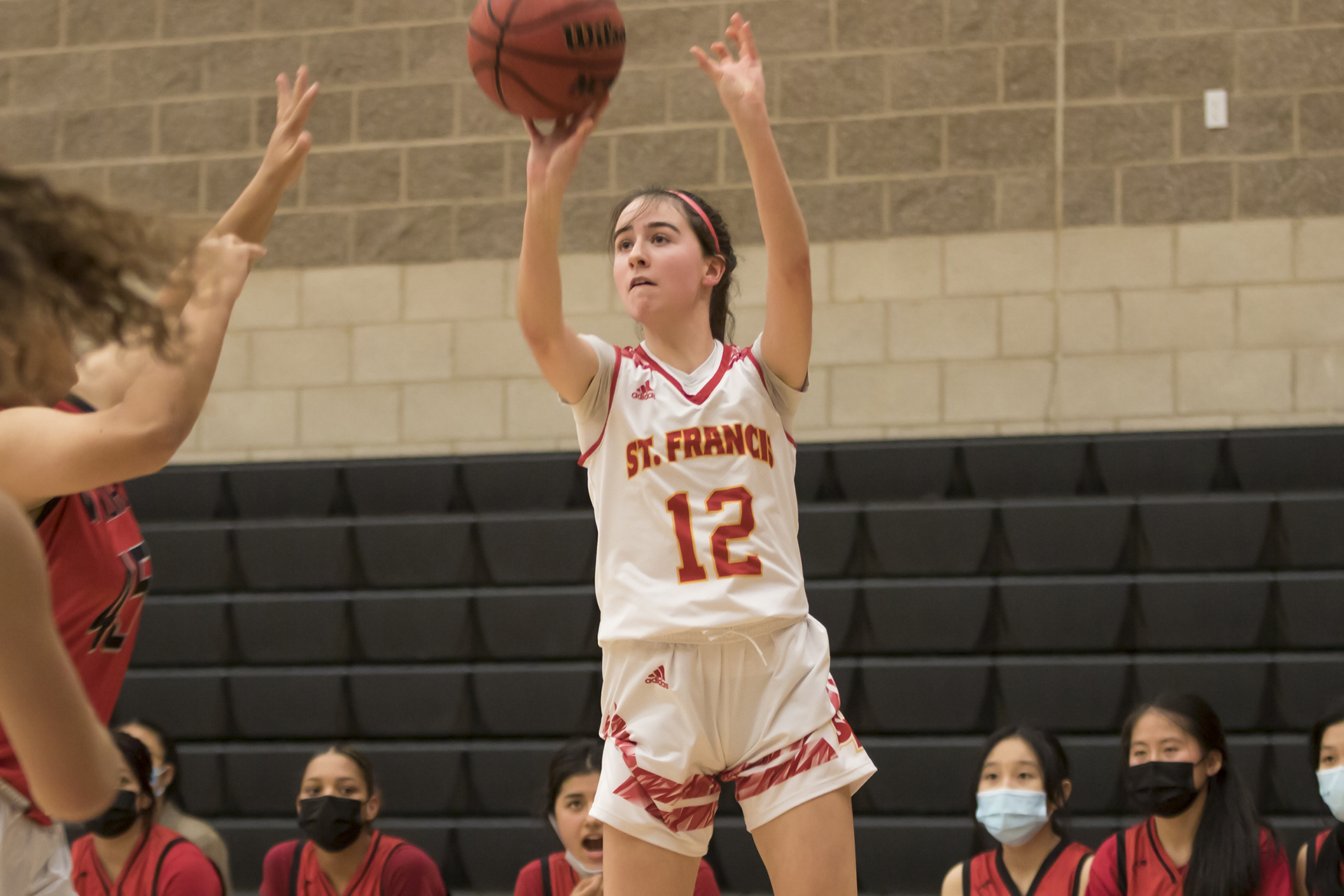 Troubies edge Cougars to close out Takayama tourney