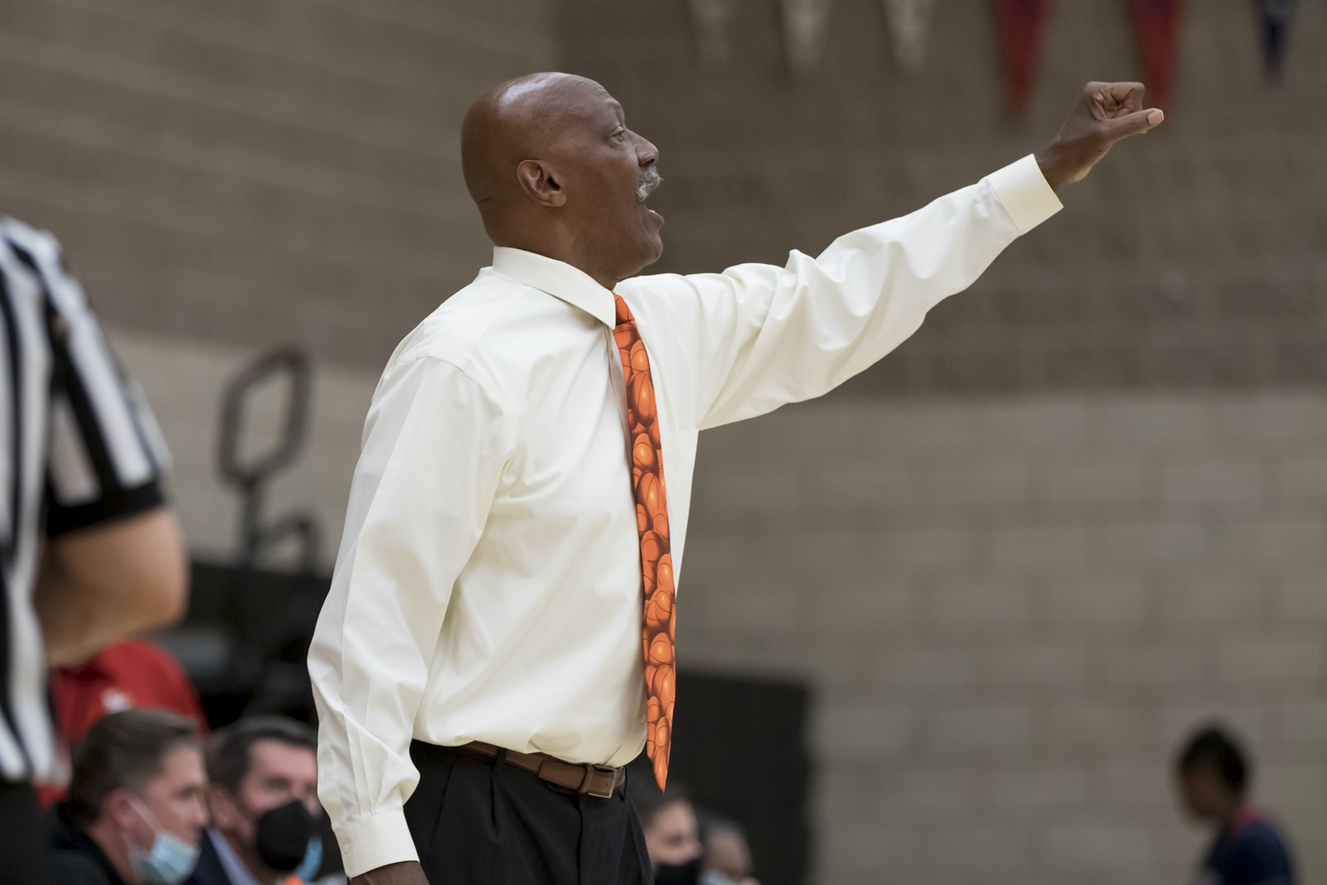 Carmichael steps down from SFHS hoop post