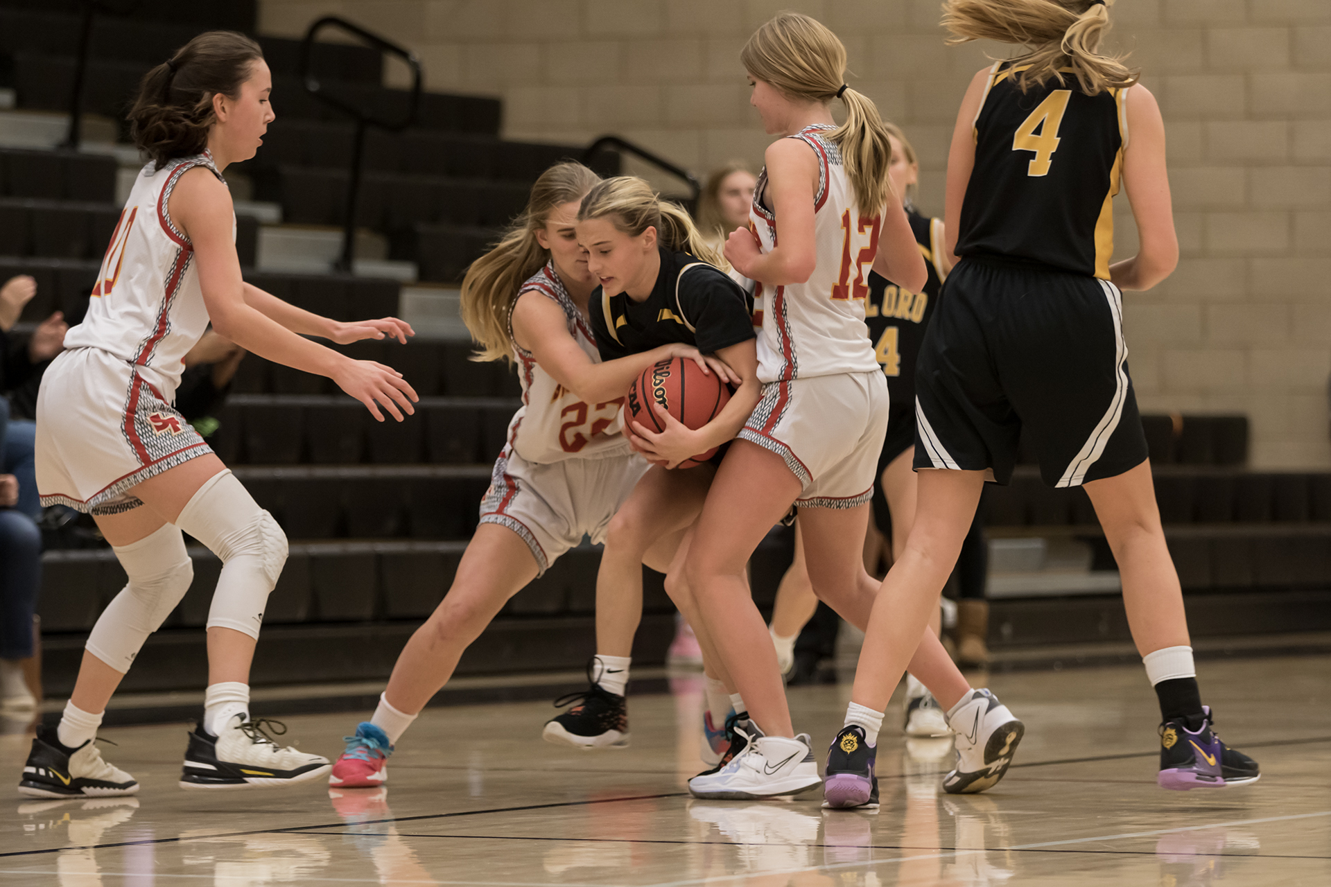 Defense strong, offense struggles in loss to DO