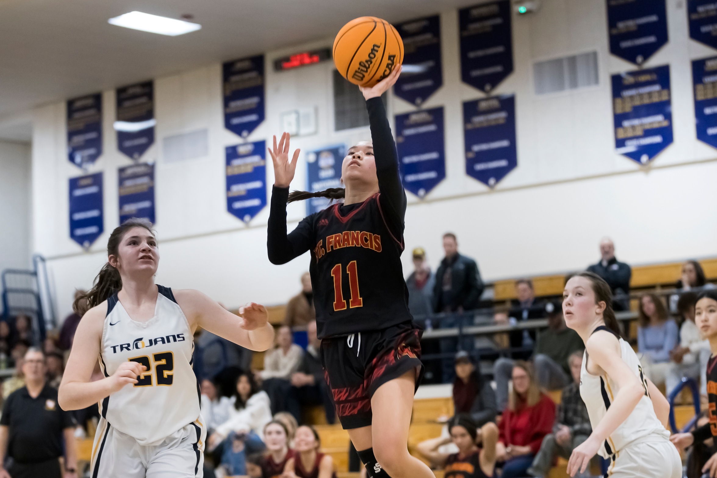 Oak Ridge pulls away to win over JV Gold in Trojan Toss-up semis