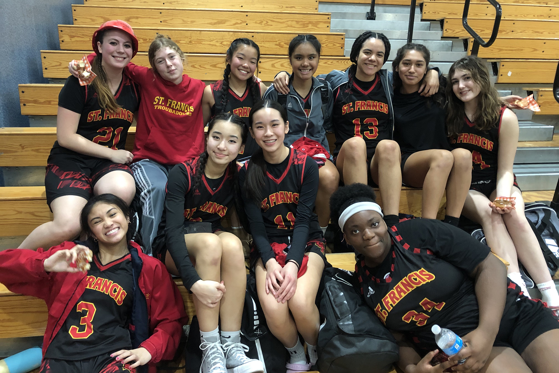 Tan's dominating first quarter kickstarts JV Gold win
