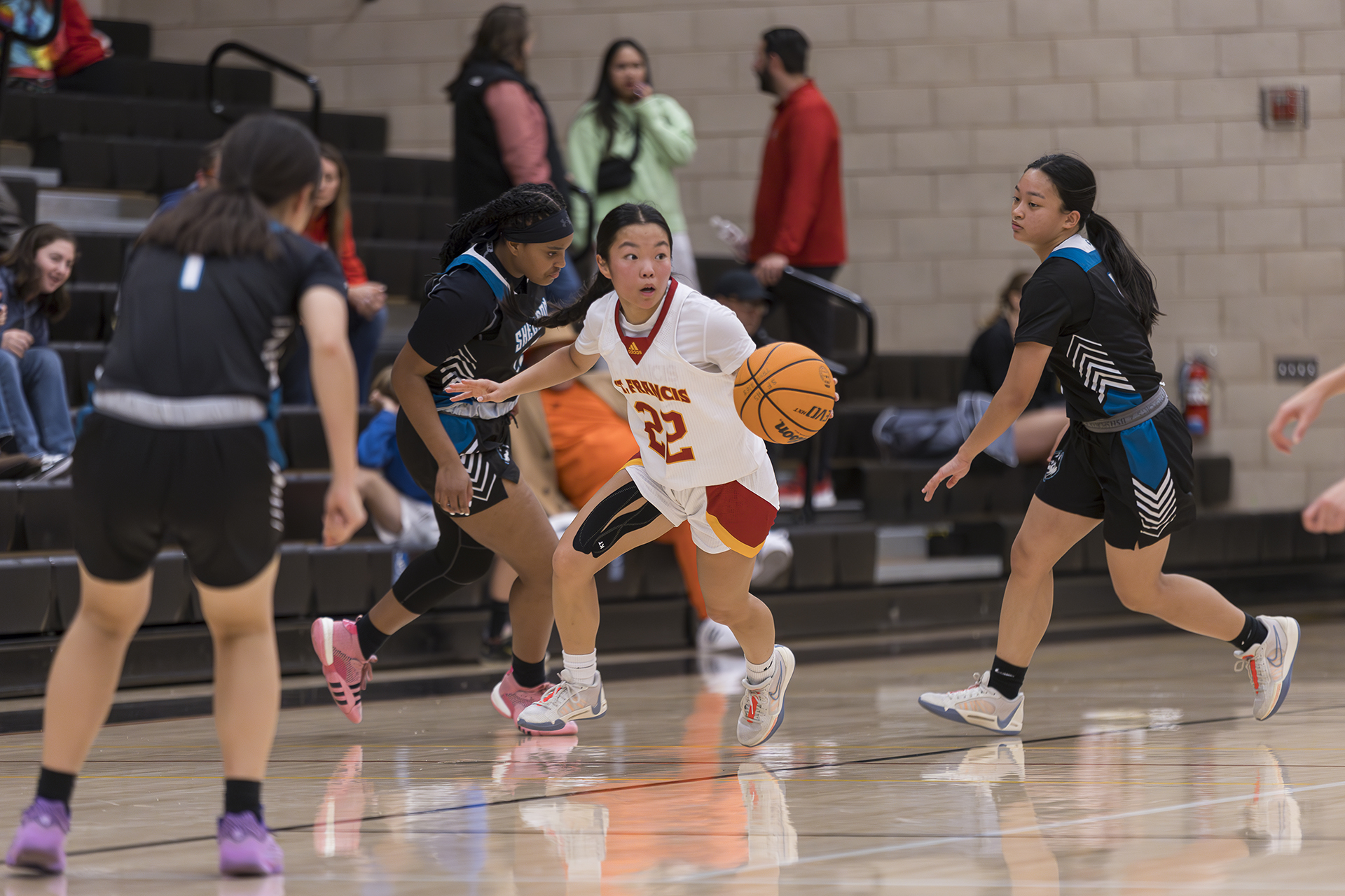 SF hoop opens 2024 in dominating fashion