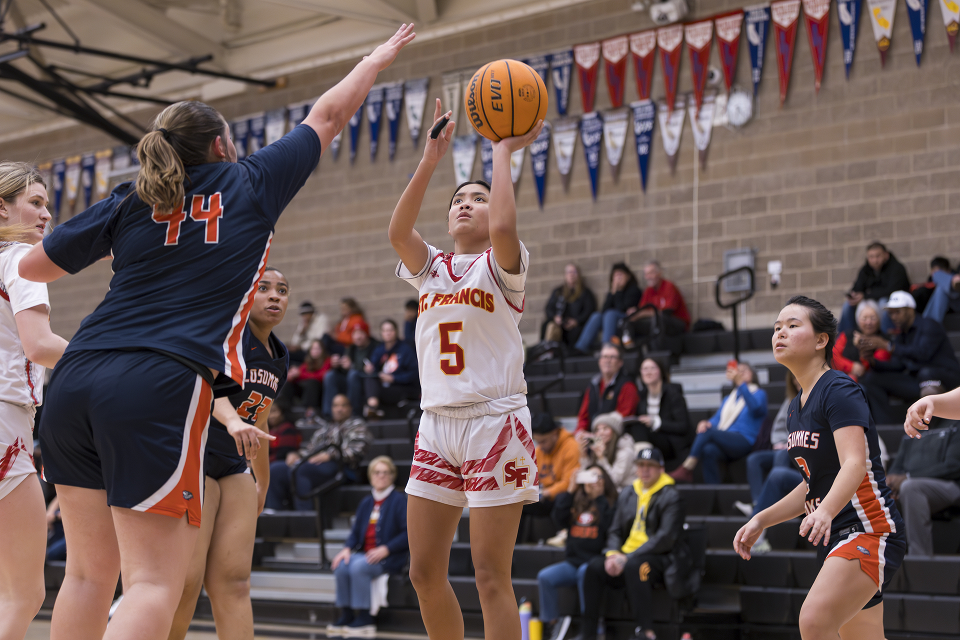JV Gold shuts down Wolfpack in home league meeting