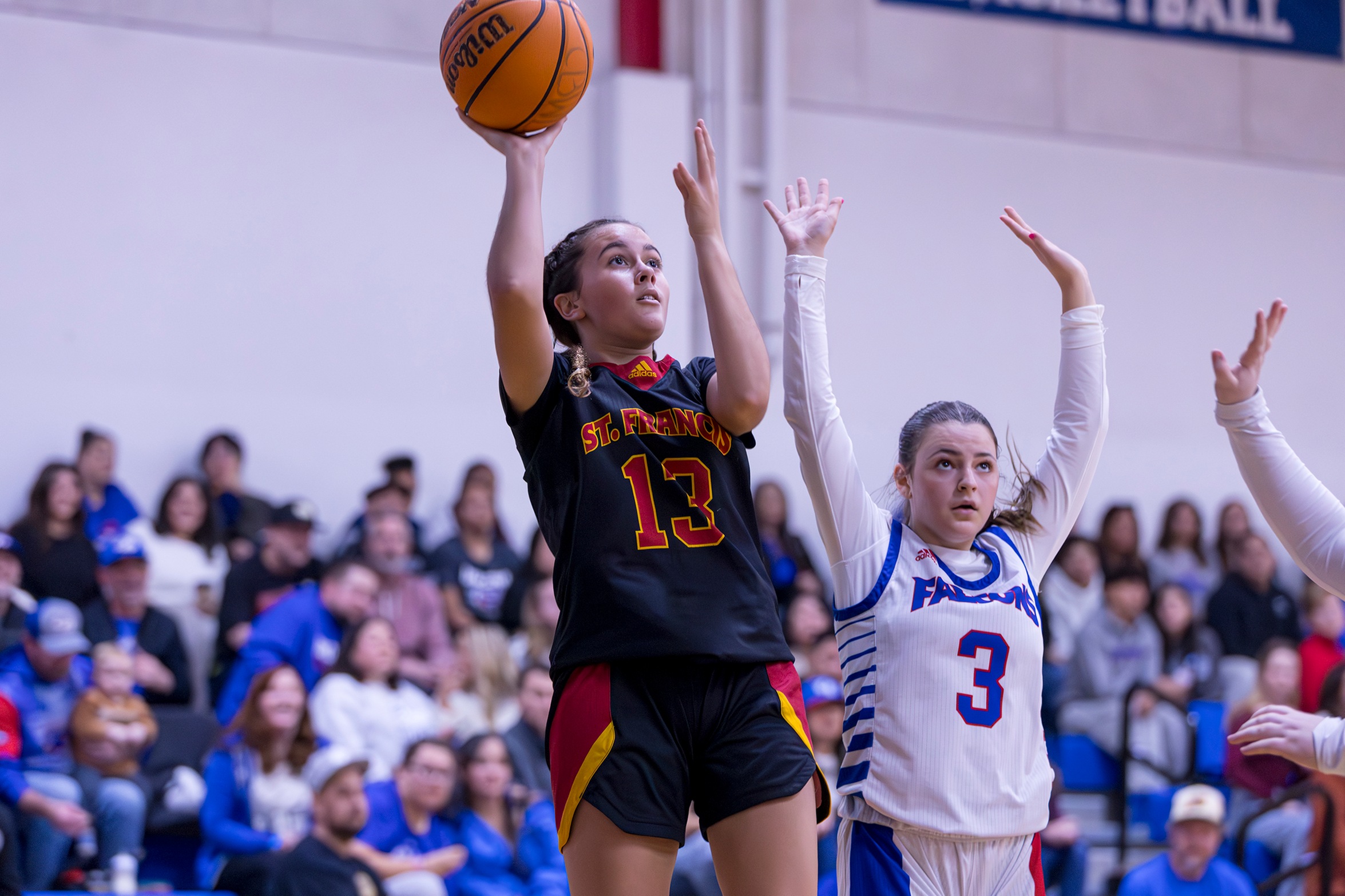 Mundhenk shines in Holy Hoops JV loss