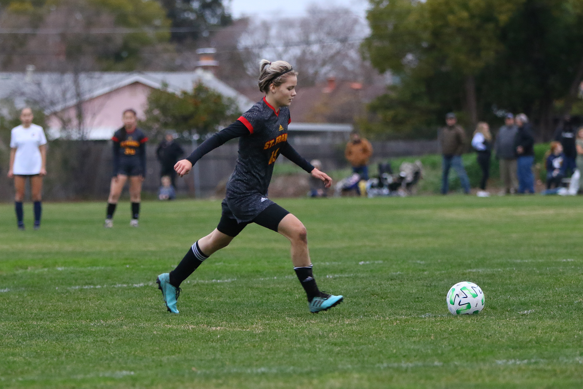 Rabinovitz scores lone goal in 3-1 setback to Trojans