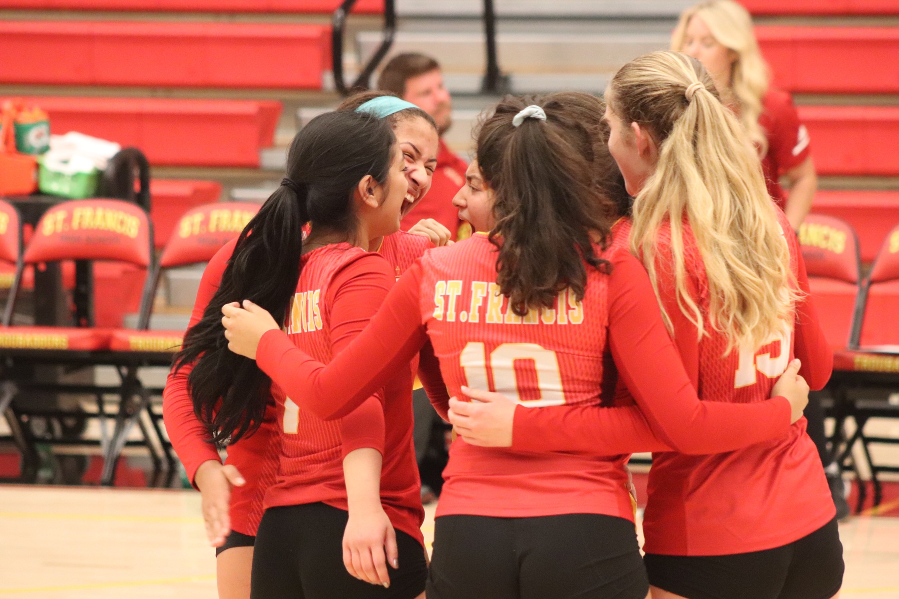 Volleyball Sweeps Folsom to Reach SJS Semifinals