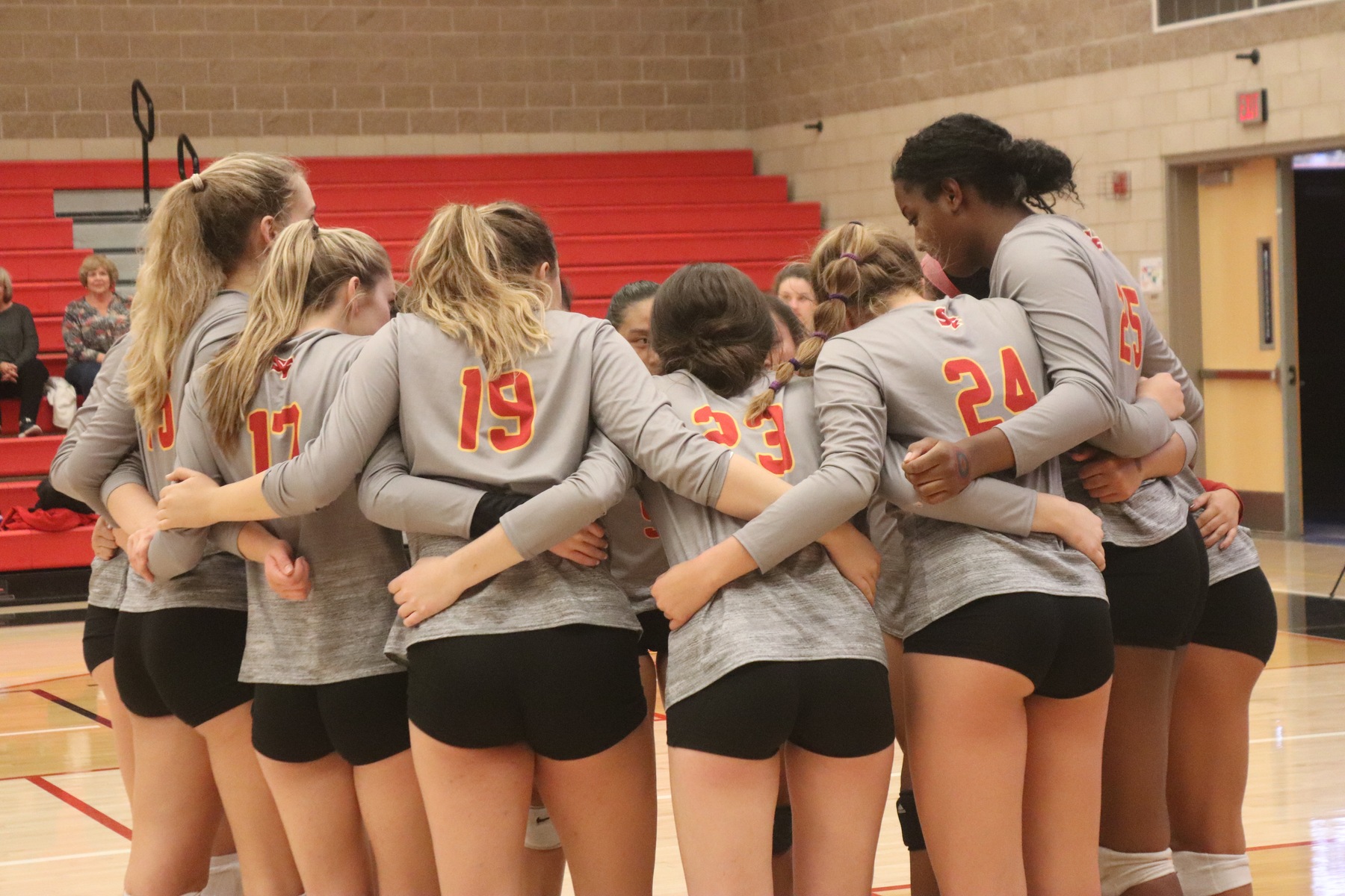 Volleyball Sixth at Stockton Classic