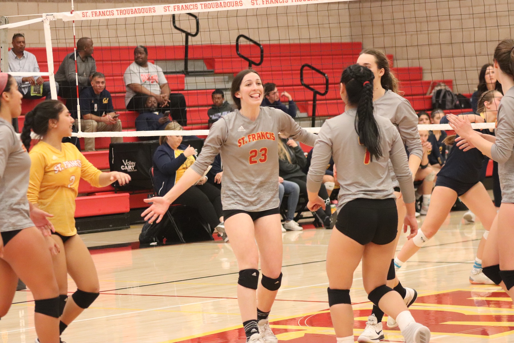 Volleyball Posts Comeback Win to Reach Semifinals