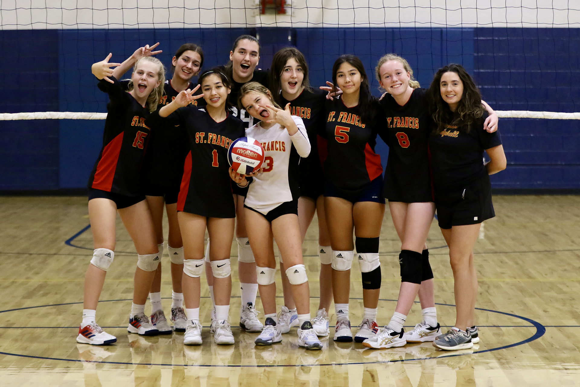 Frosh volleyball wins Silver Bracket at Oak Ridge