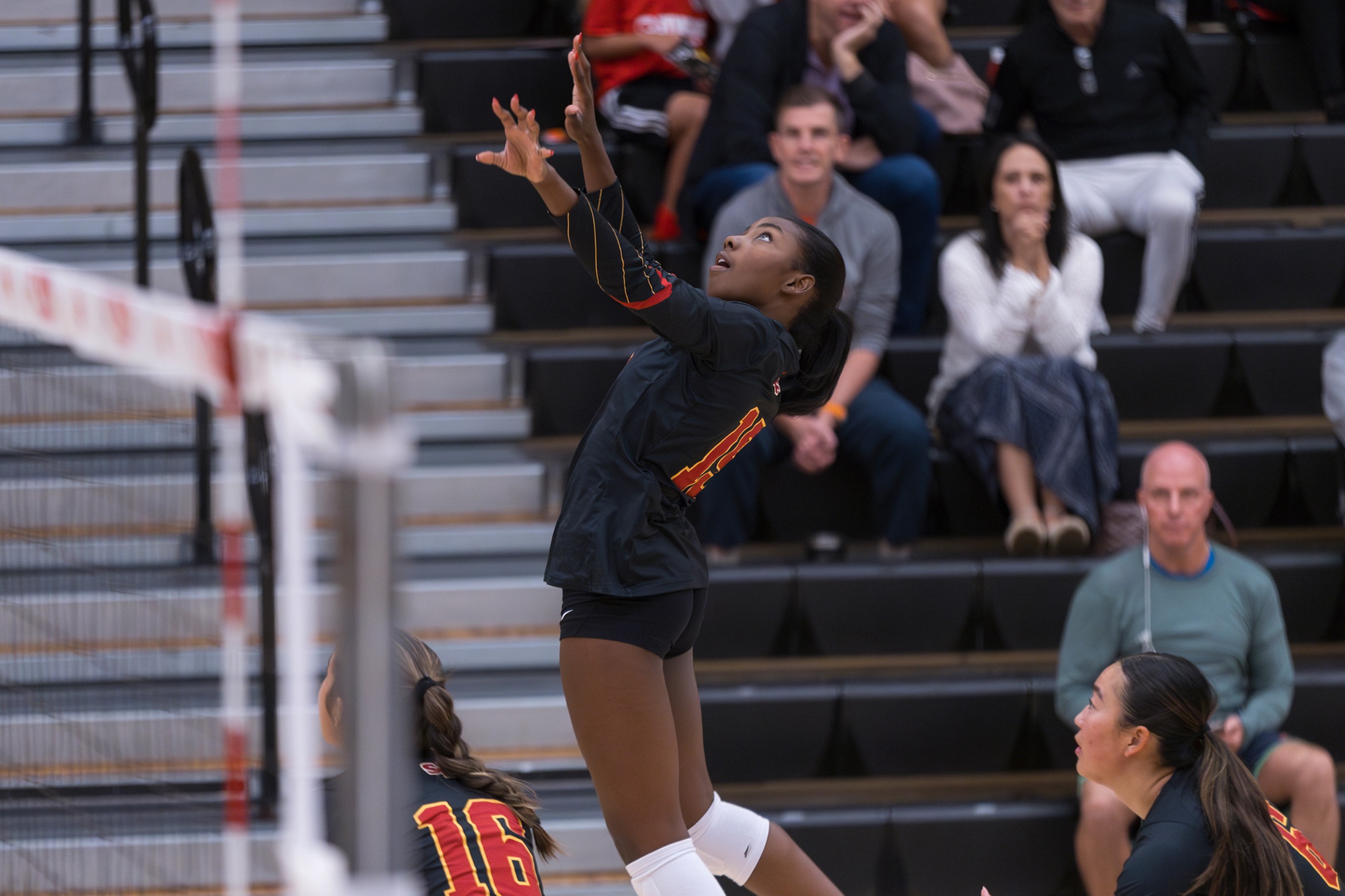 SF finishes strong against area front-runner