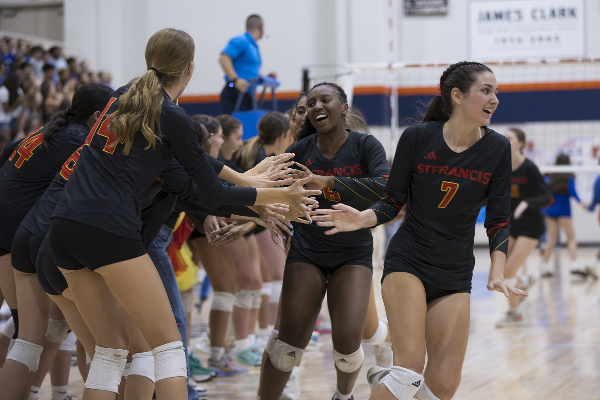 Frosh, JV win but varsity falls at Holy Court