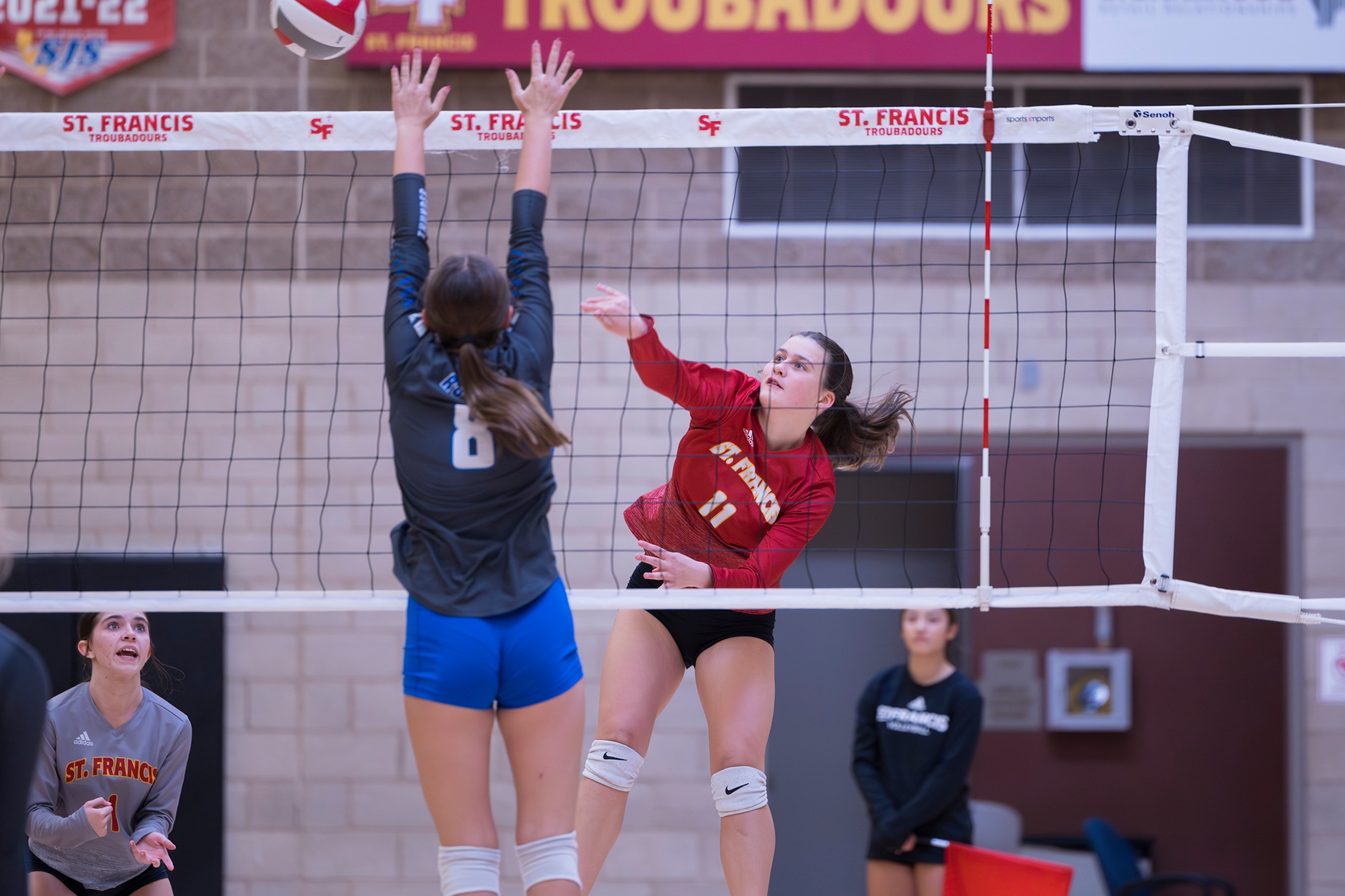 Troubie frosh remains undefeated after sweep of Thunder